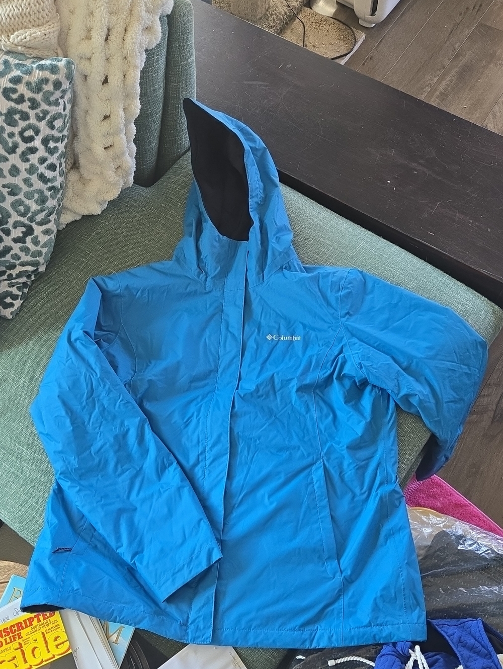 Columbia Bright Blue Jacket. XL
